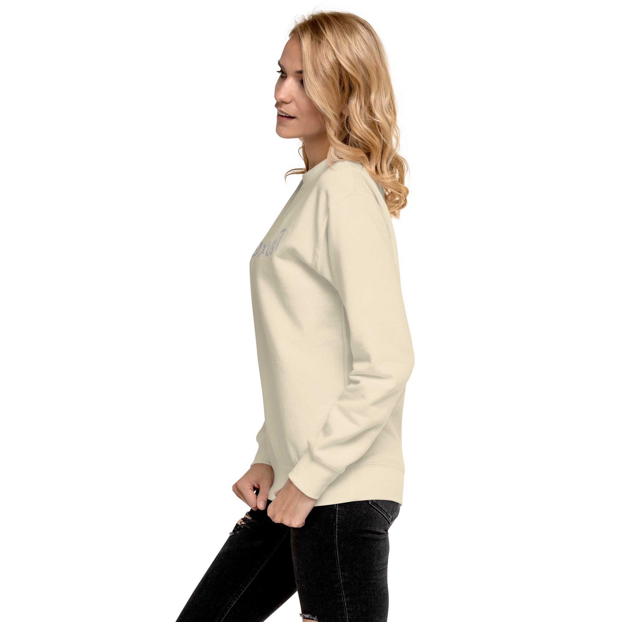 Loxus Essential Embroidered Bone Crew