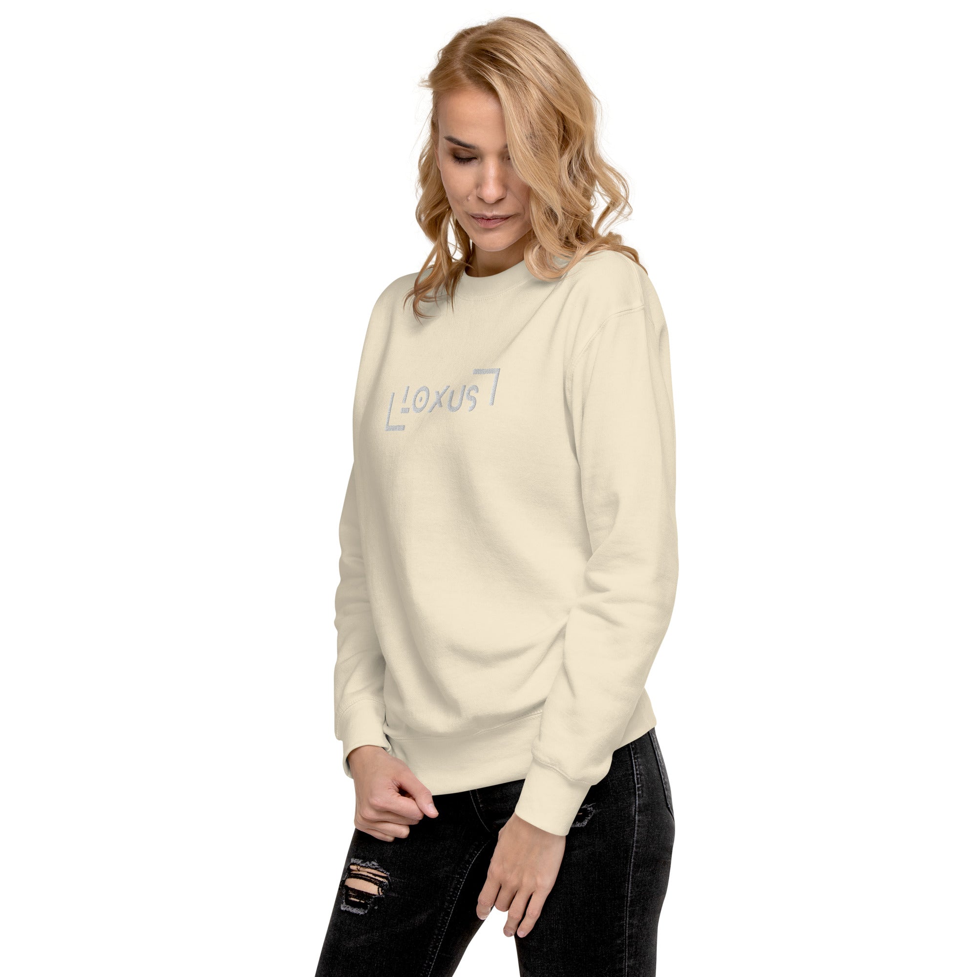 Loxus Essential Embroidered Bone Crew