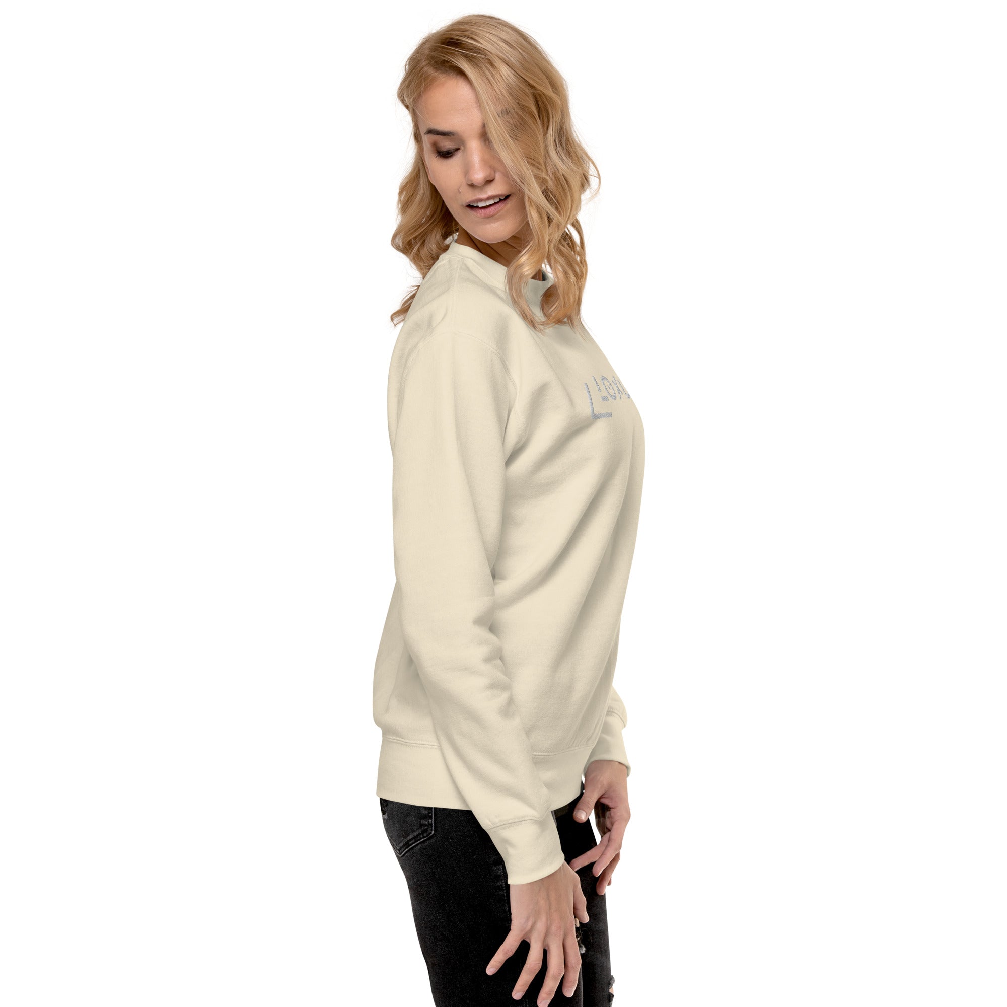 Loxus Essential Embroidered Bone Crew